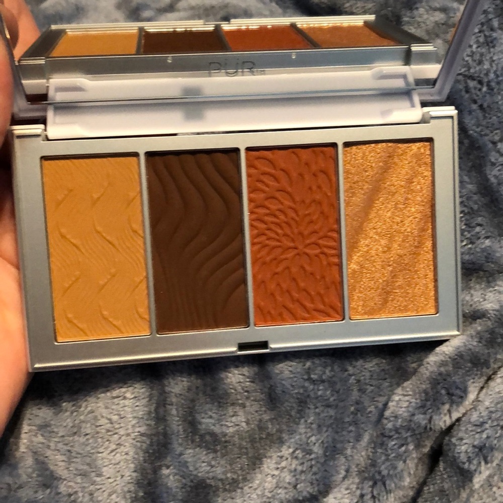 PUR- 4 in 1 Skin perfecting powders face palette